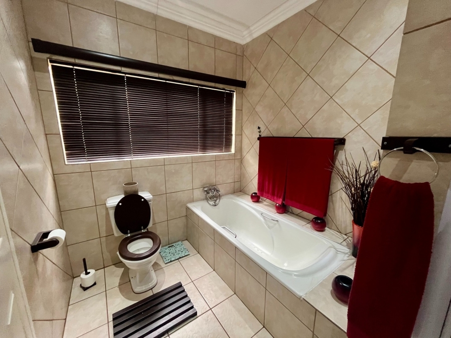 3 Bedroom Property for Sale in Orkney North West